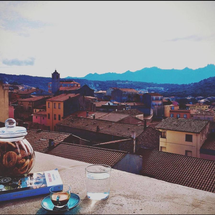 La Vecchia Posta B&B Calangianus ภายนอก รูปภาพ