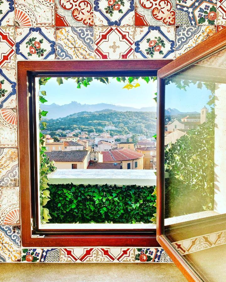 La Vecchia Posta B&B Calangianus ภายนอก รูปภาพ