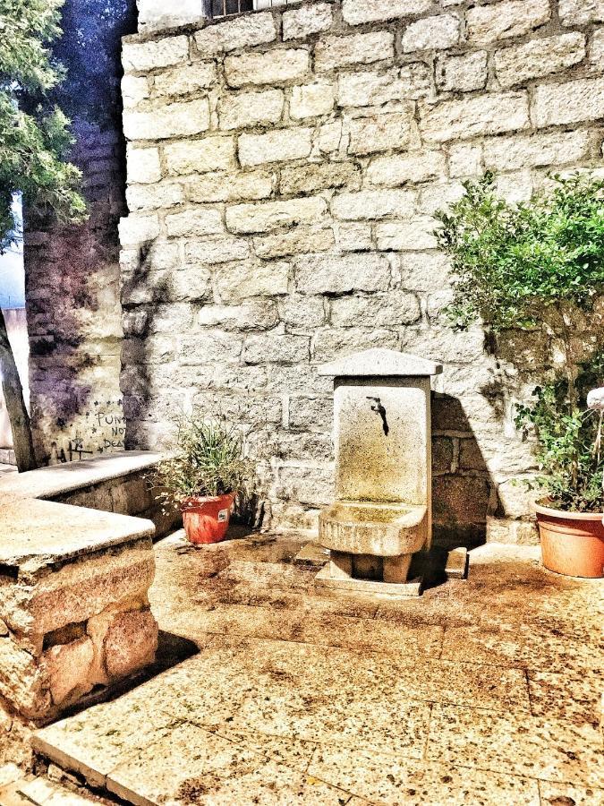 La Vecchia Posta B&B Calangianus ภายนอก รูปภาพ