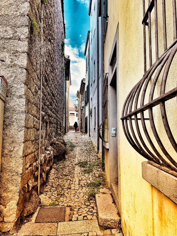La Vecchia Posta B&B Calangianus ภายนอก รูปภาพ