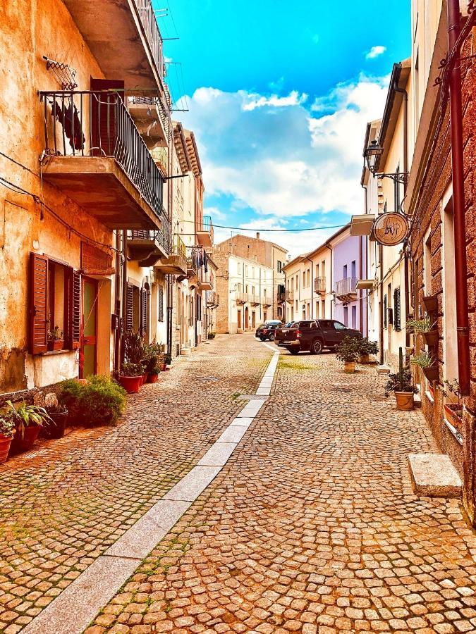 La Vecchia Posta B&B Calangianus ภายนอก รูปภาพ