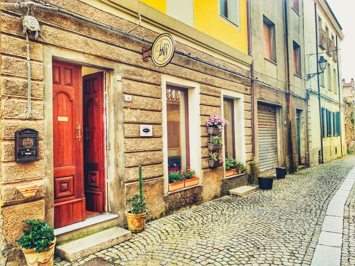 La Vecchia Posta B&B Calangianus ภายนอก รูปภาพ